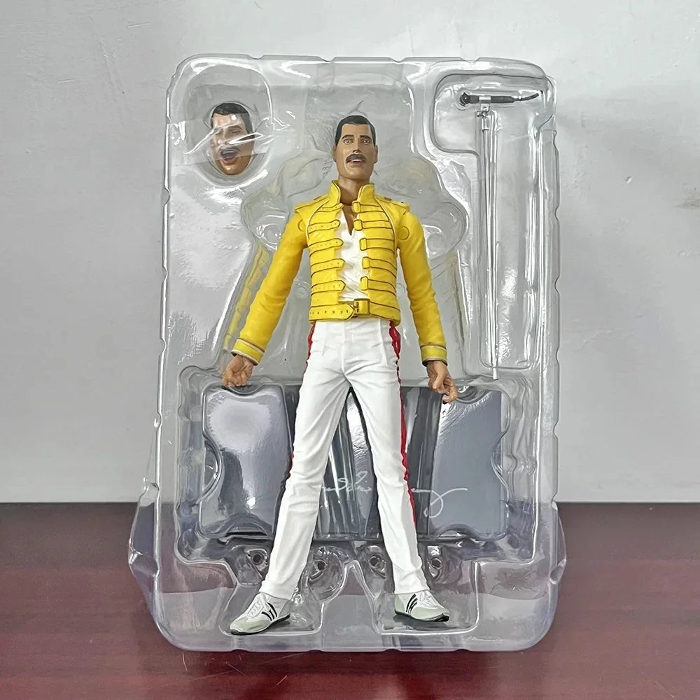 Freddie Mercury Leyenda: Figura de Acción de Queen - Gira Mágica de 1986, Edición Clásica de 7''